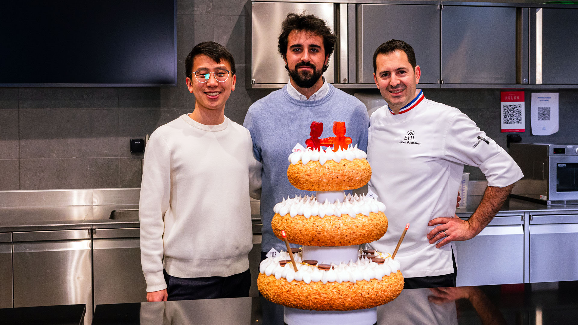 Robotik trifft auf Culinary Arts - Von links nach rechts: Bokeon Kwak, EPFL; Valerio Galli, IIT; Julien Boutonnet, EHL   © 2025 EHL, All rights reserved.